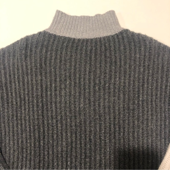 Vince Camuto Pullover Sweater Womens size XS Grey and White - Picture 8 of 10